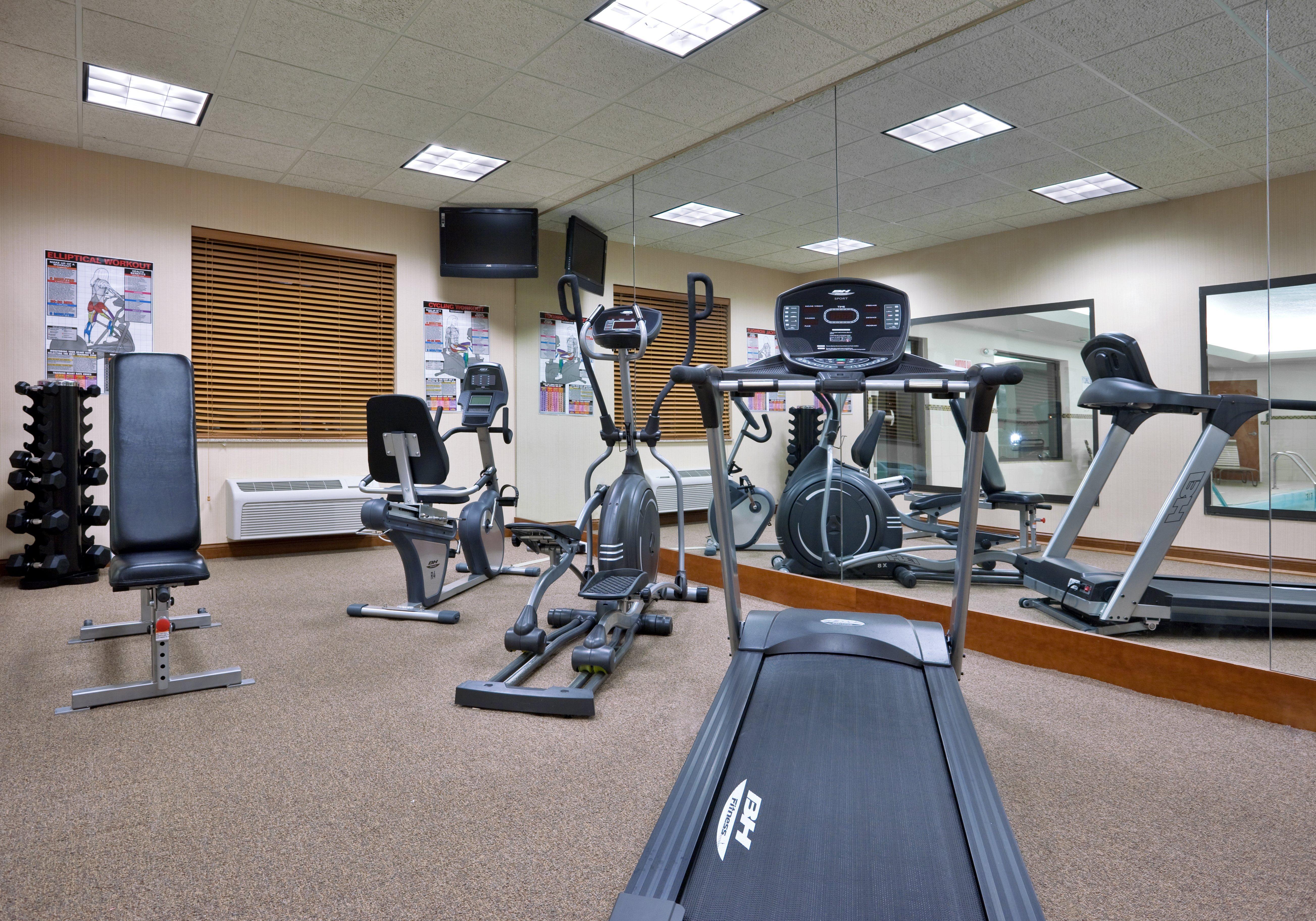 Holiday Inn Express Hotel & Suites Tipp City By Ihg Eksteriør billede