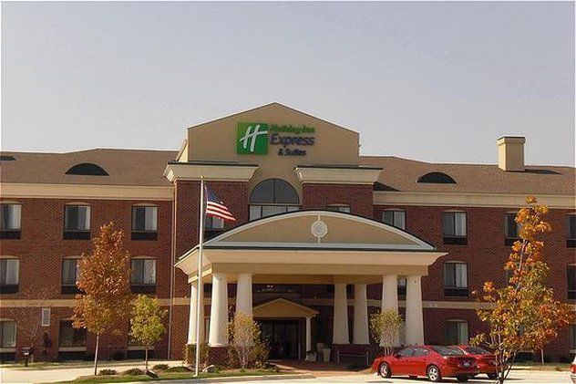 Holiday Inn Express Hotel & Suites Tipp City By Ihg Eksteriør billede